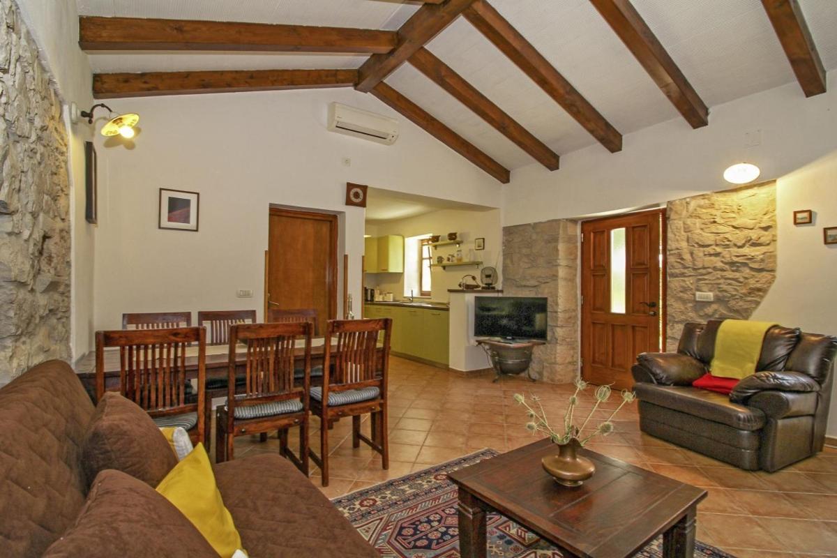 Jakov In Zupanici Labin  Extérieur photo