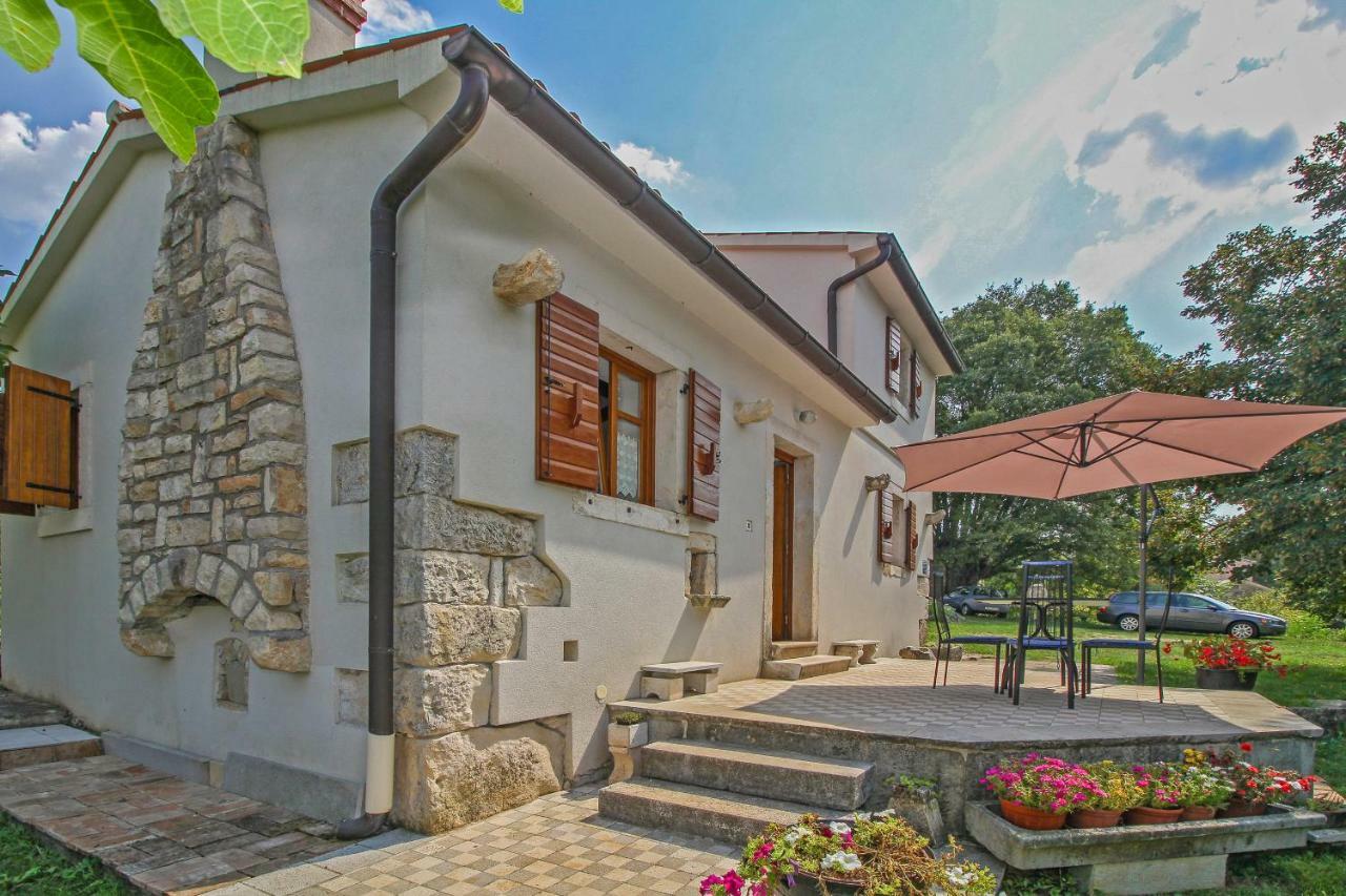 Jakov In Zupanici Labin  Extérieur photo